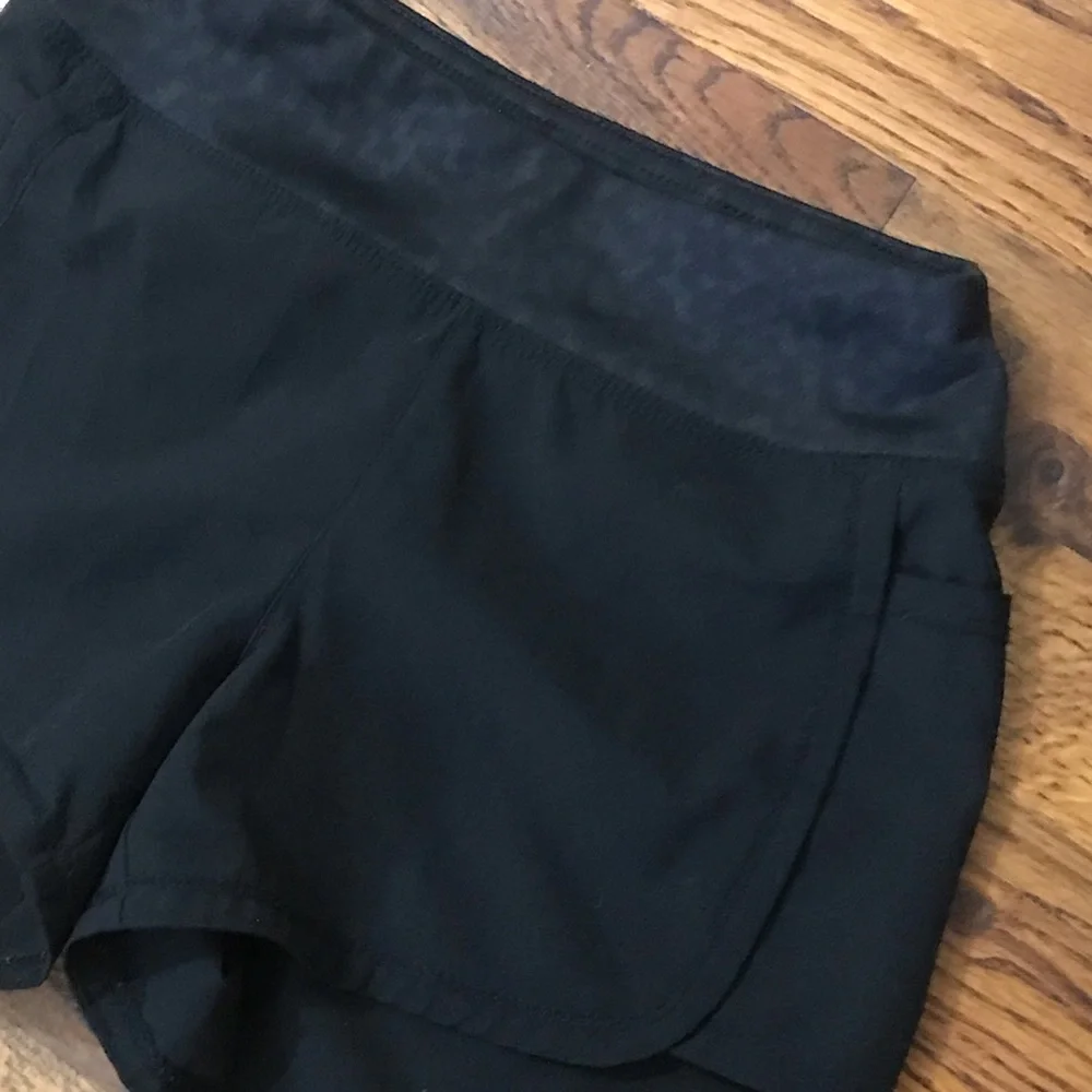 Girls Old Navy Active Wear Activewear Dri-Fit Black Shorts 4 / 5 XS Side Pockets